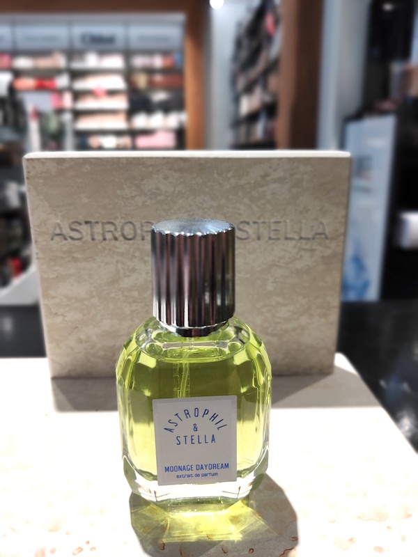 Astrophil & Stella Moonage Daydream detail